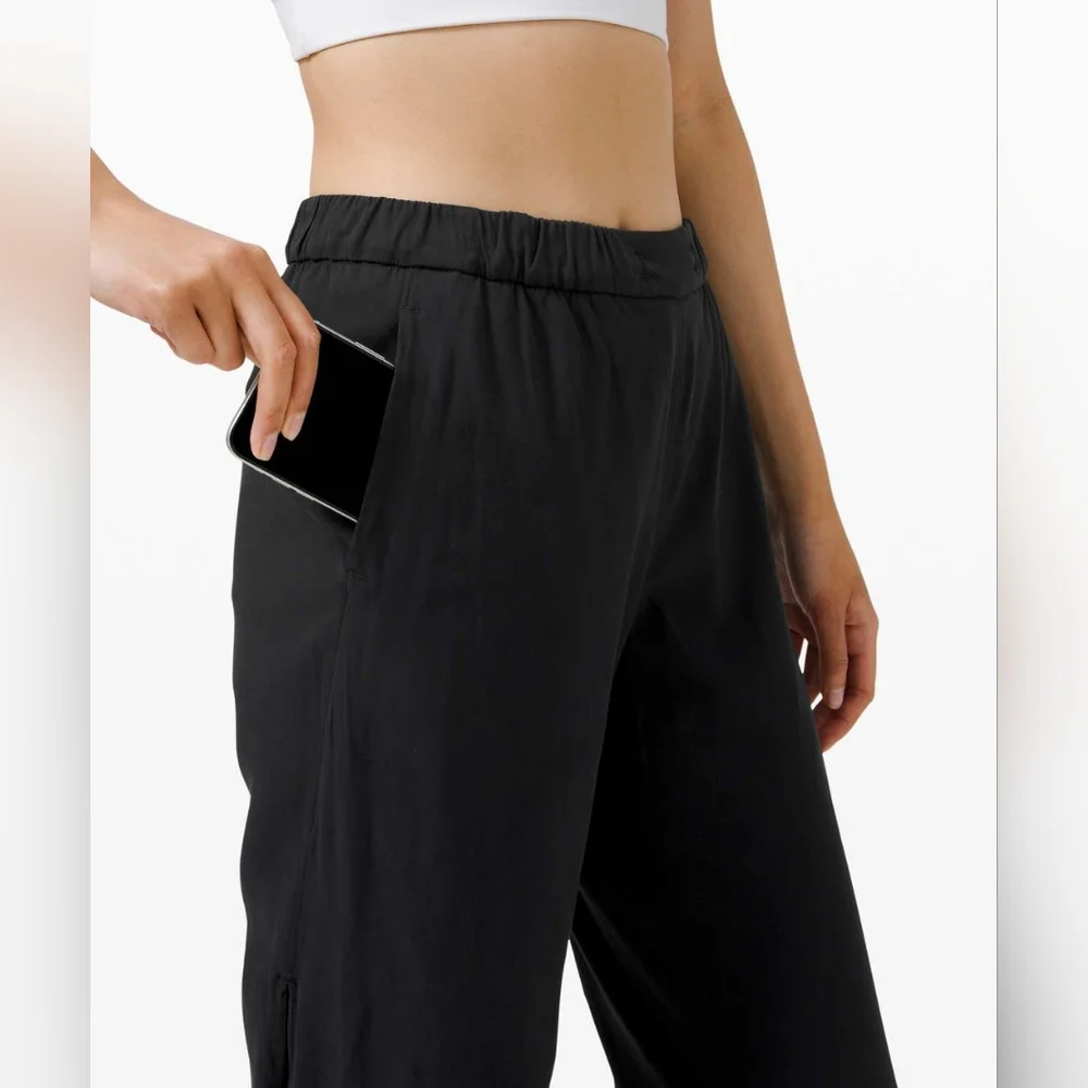 Lululemon Essential Affinity Mid Rise Jogger Black (First Release)